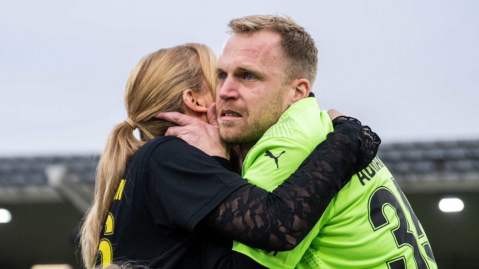 Kunde inte hålla emot tårarna: ”Svårt att ta in allt”