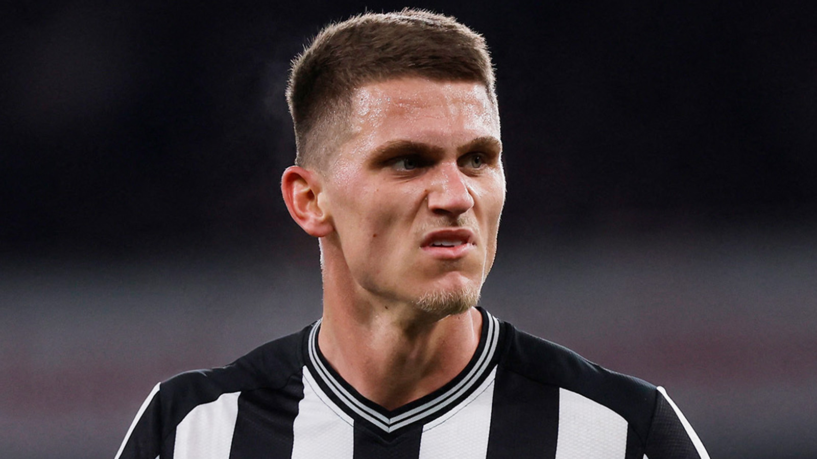 Uppgifter: Liverpool och Chelsea i kamp om Botman