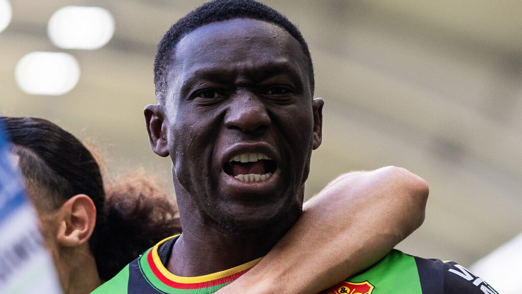 251019 GAIS Amin Boudri och Ibrahim Diabate jublar efetr 1-0 under fotbollsmatchen i Allsvenskan mellan GAIS och Djurgården den 19 oktober 2025 i Göteborg.