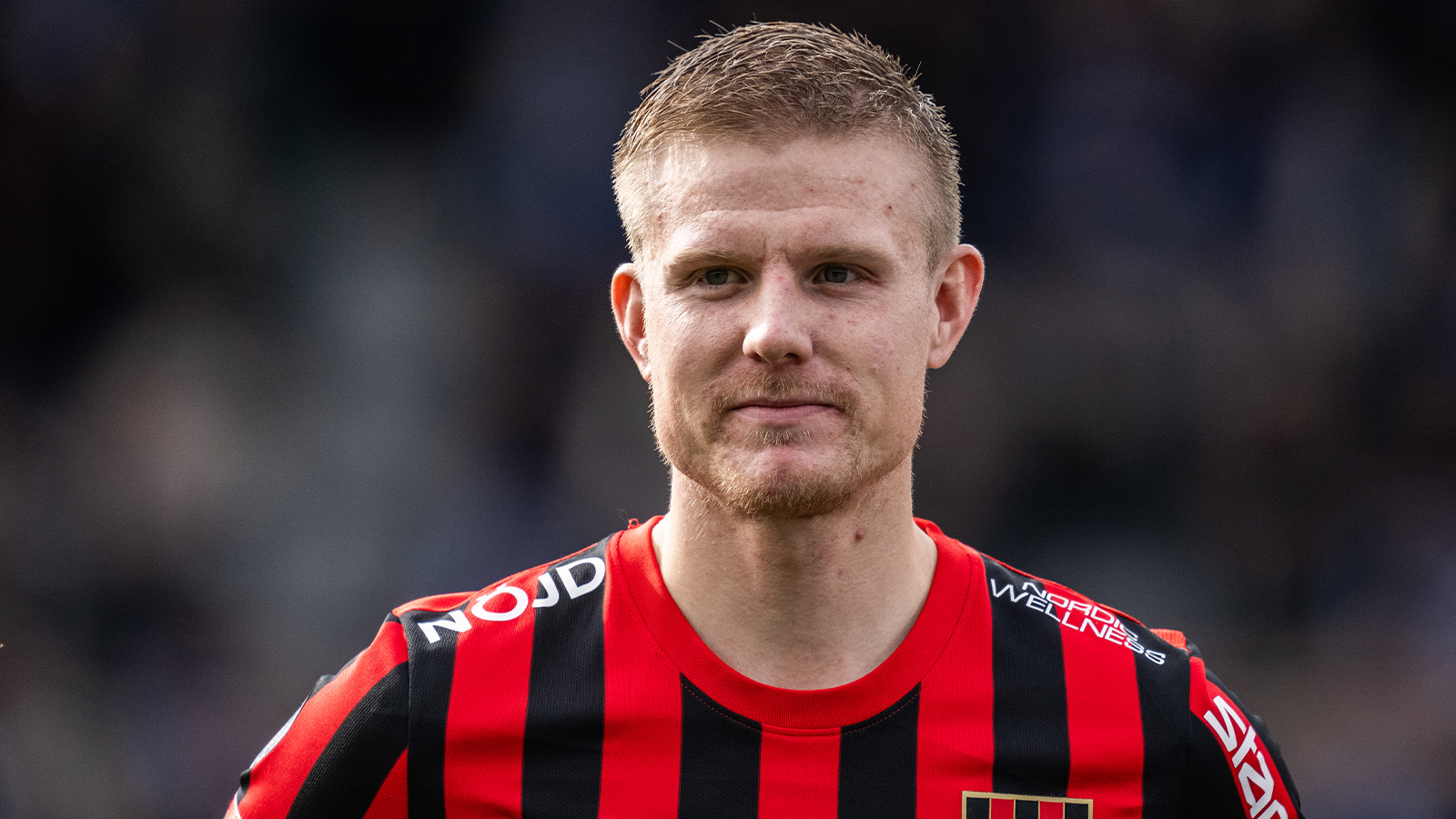 AVSLÖJAR: Nu lämnar han – över 140 allsvenska matcher