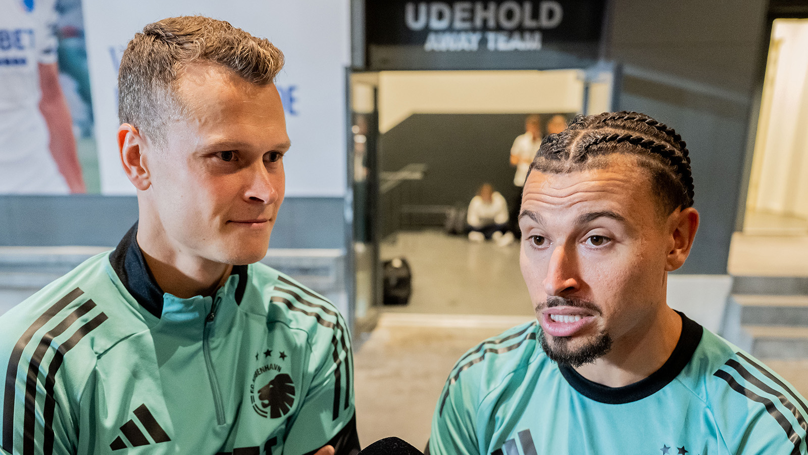 JUST NU: Dubbla svenskar från start för FCK