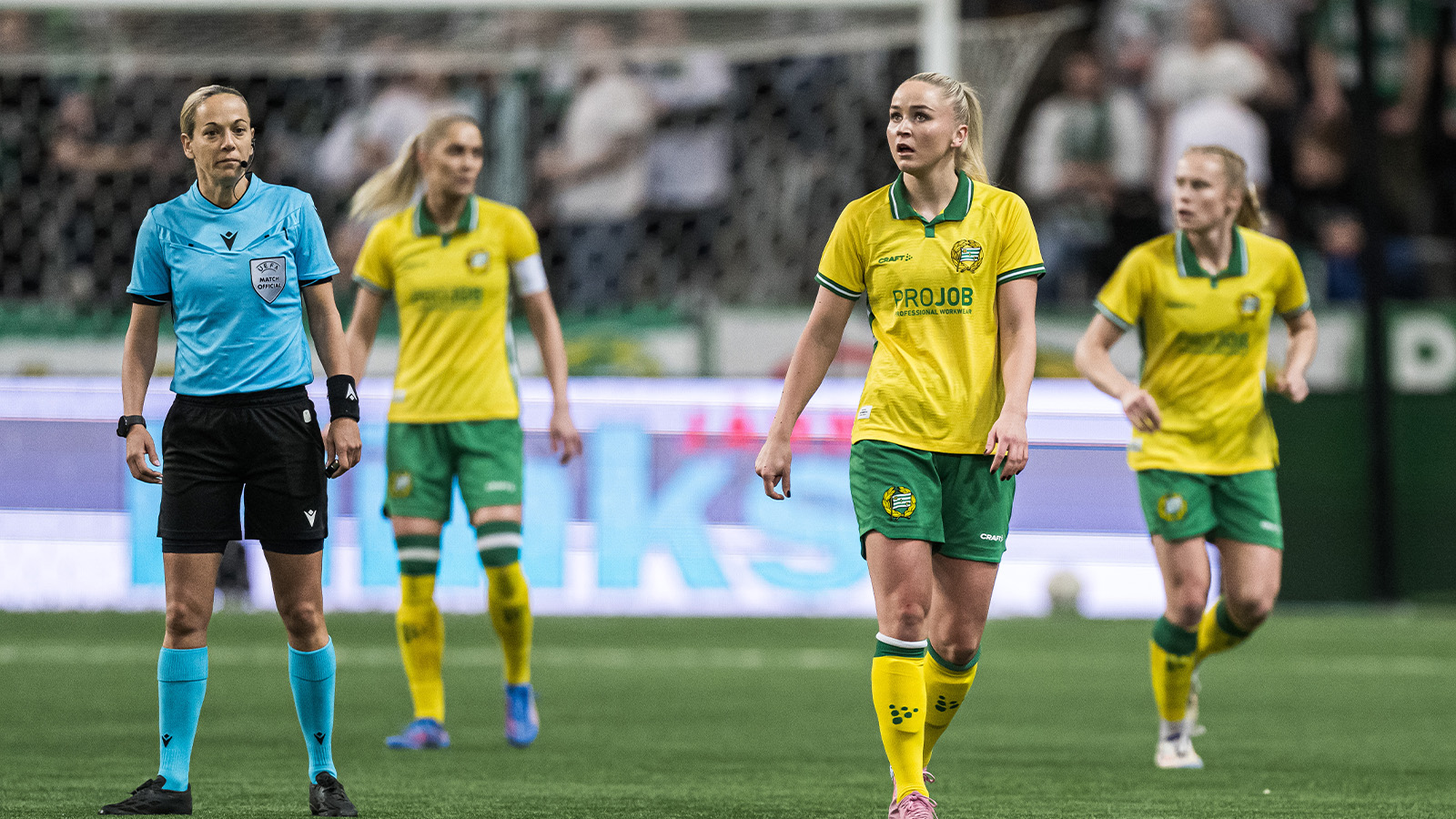 Ajax tar ledningen i returmötet