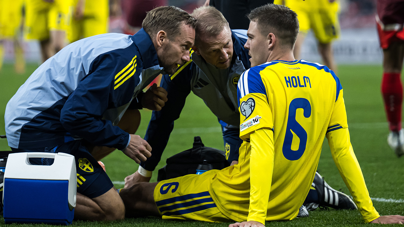 Oro för Sverige – Emil Holm ut skadad