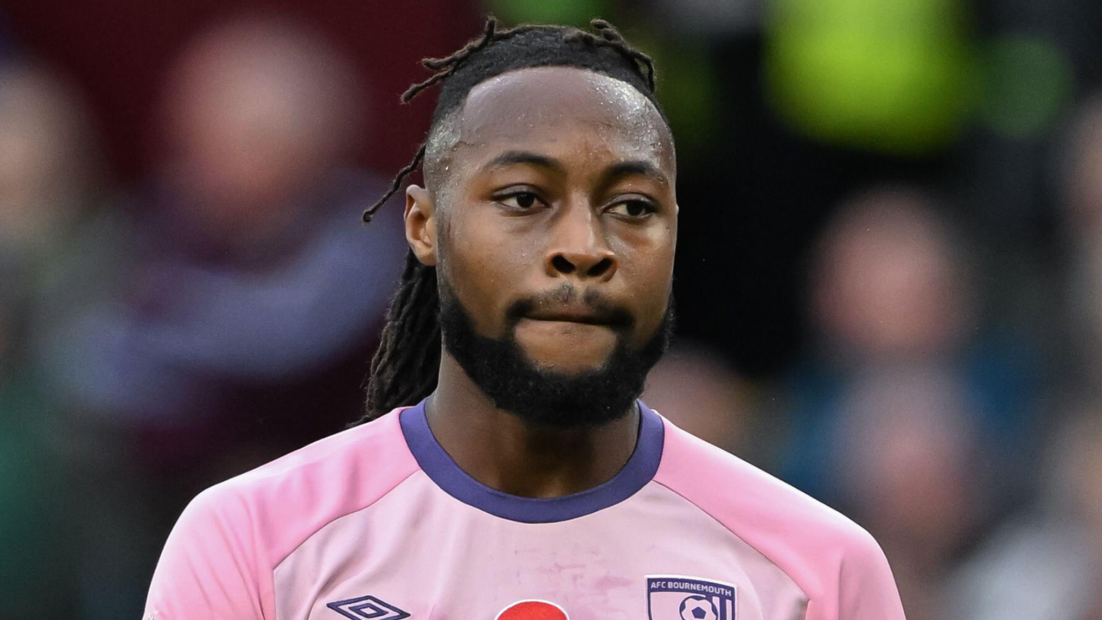 Uppgifterna: Fem jätteklubbar som jagar Semenyo