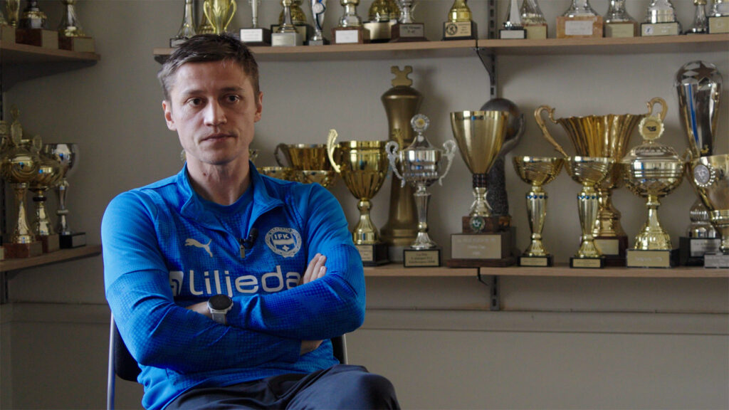 IFK Värnamo-spelaren och lagkaptenen Simon Thern i en intervju med FotbollDirekt.