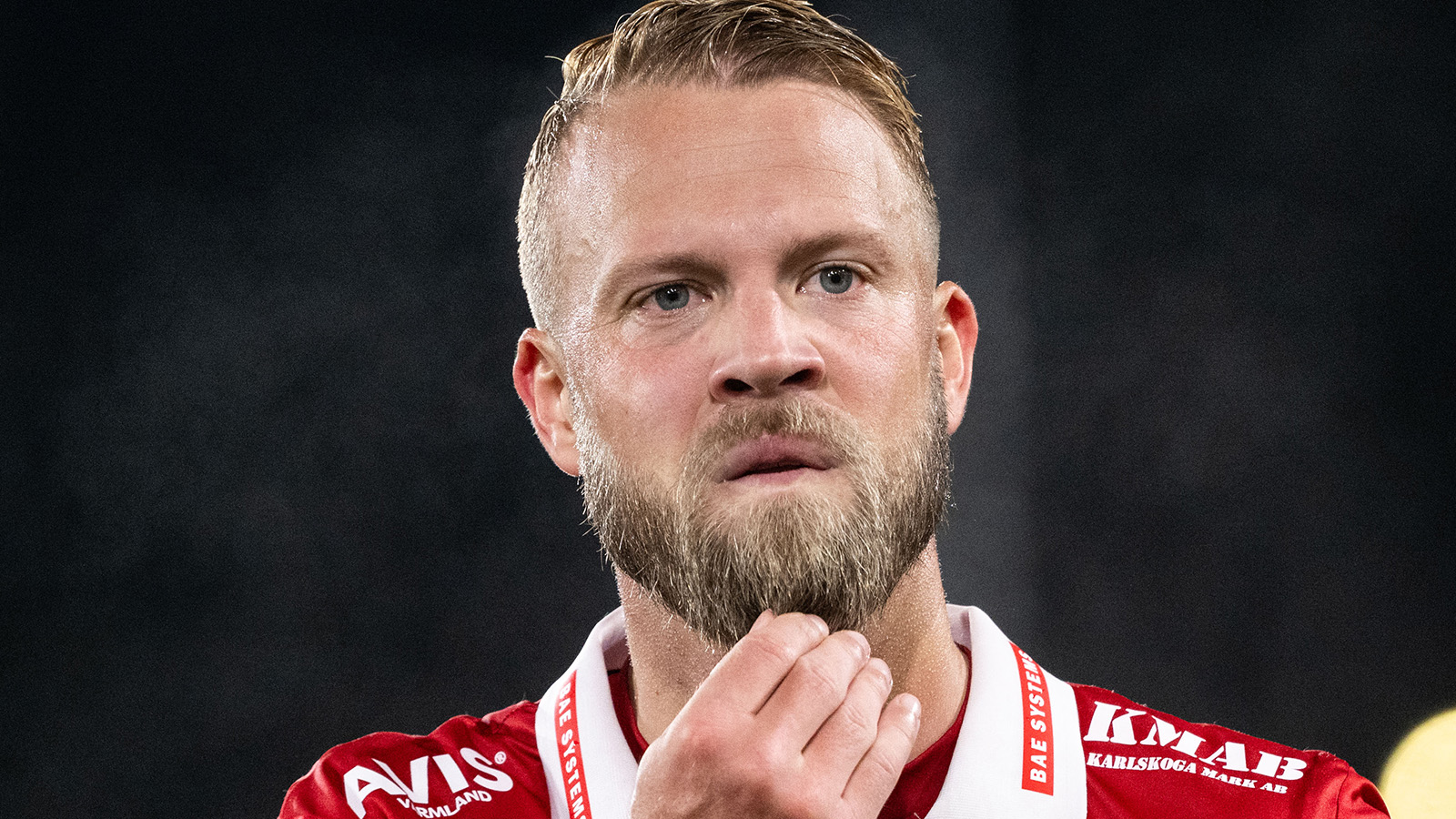 Sundgrens svar efter stämningshotet: ”Sanningen”