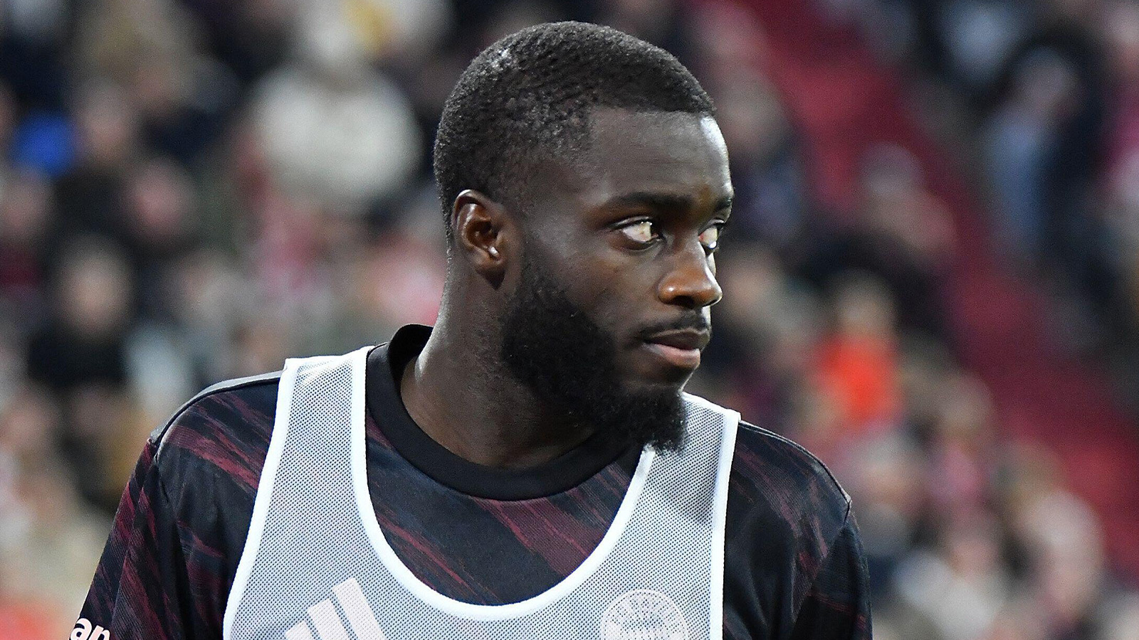 Uppgifter: Upamecano nobbar Liverpool-flytt