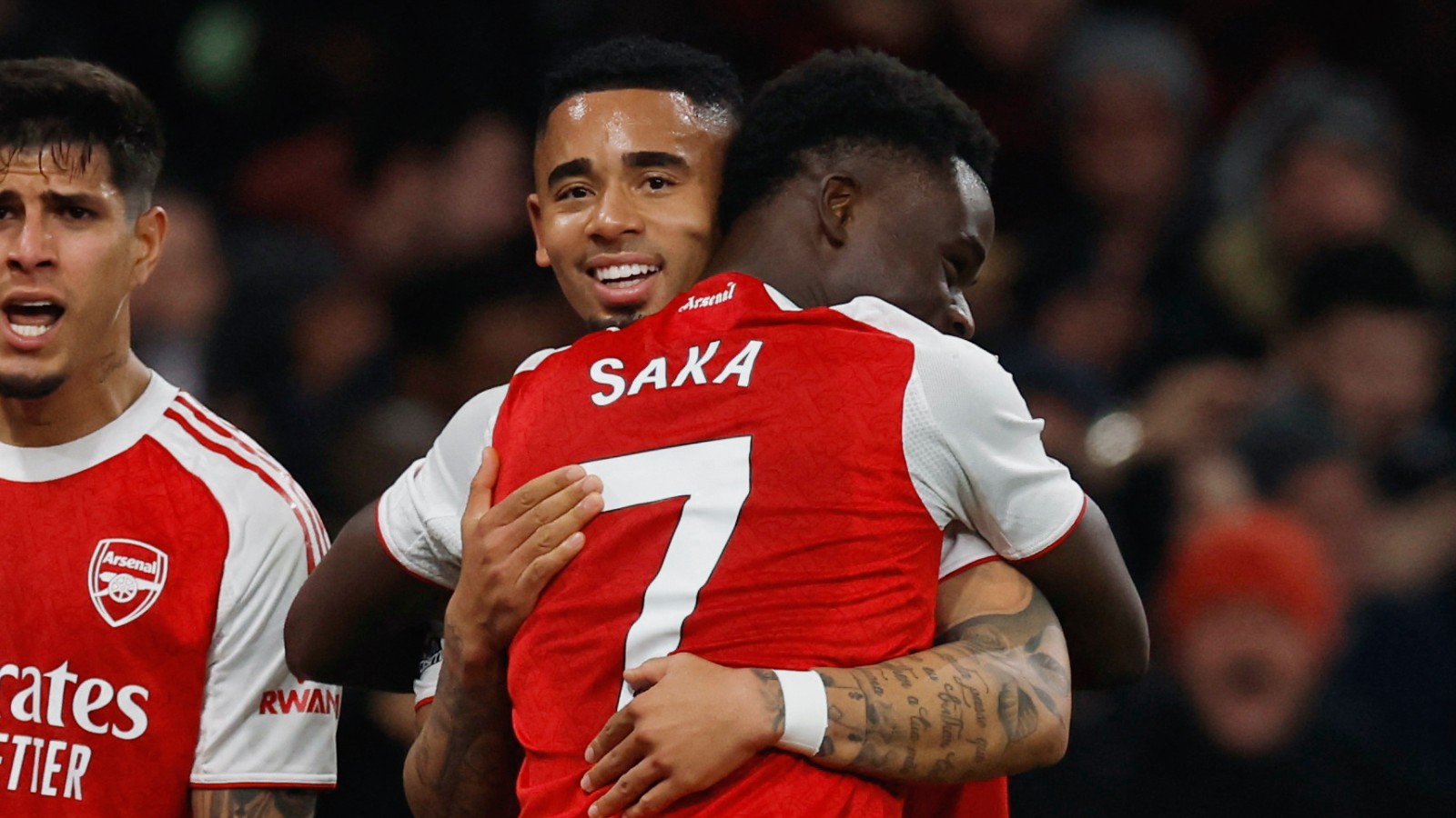 Wolves nära jätteskräll – Arsenal avgjorde på stopptid
