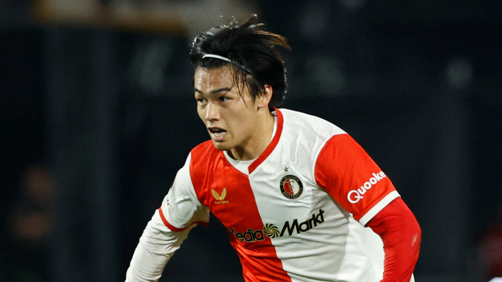 Uppgifter: Ayase Ueda kan ersätta Isak i Liverpool