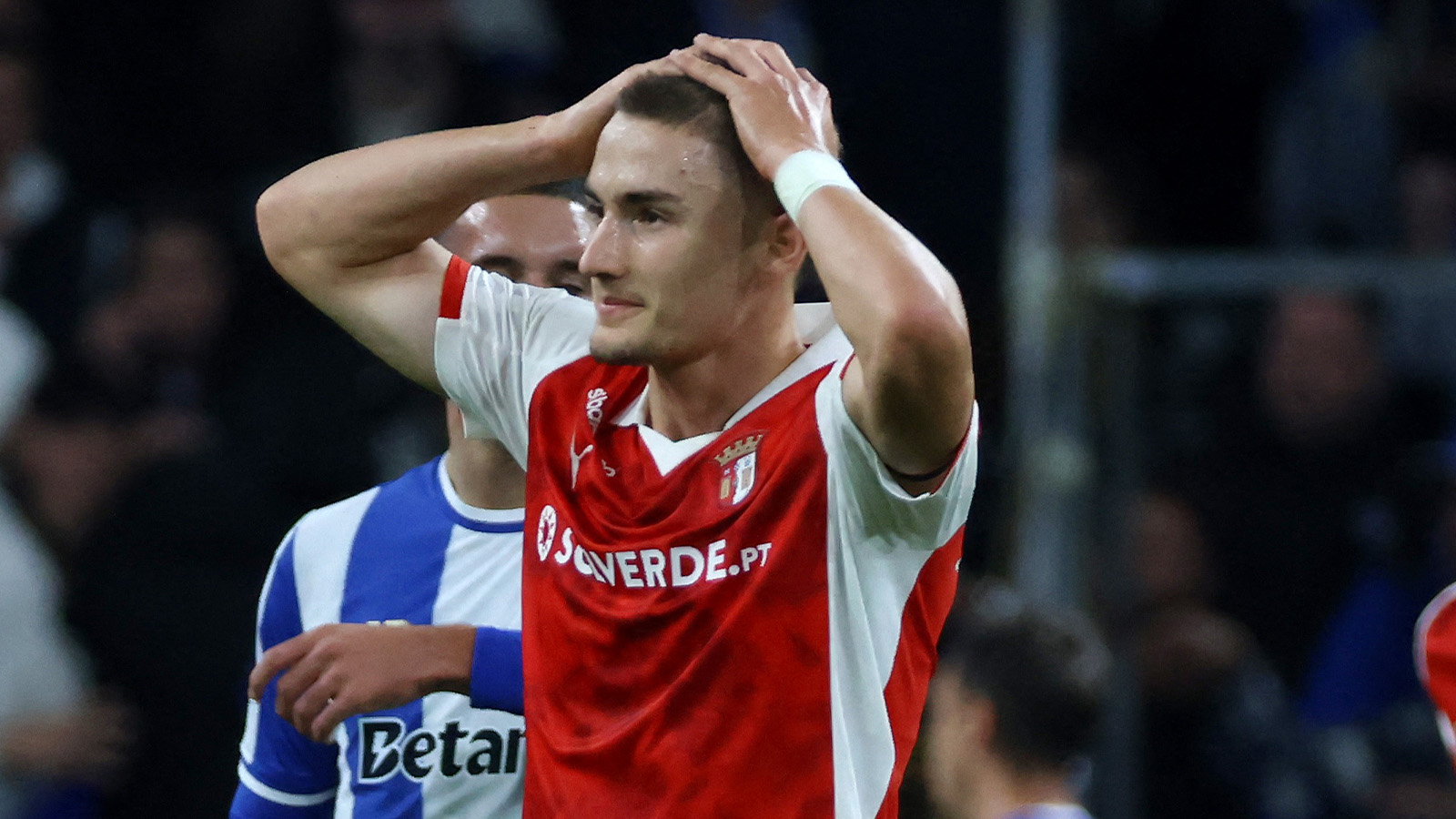 Lagerbielke utgick skadad: ”Fysiska besvär”