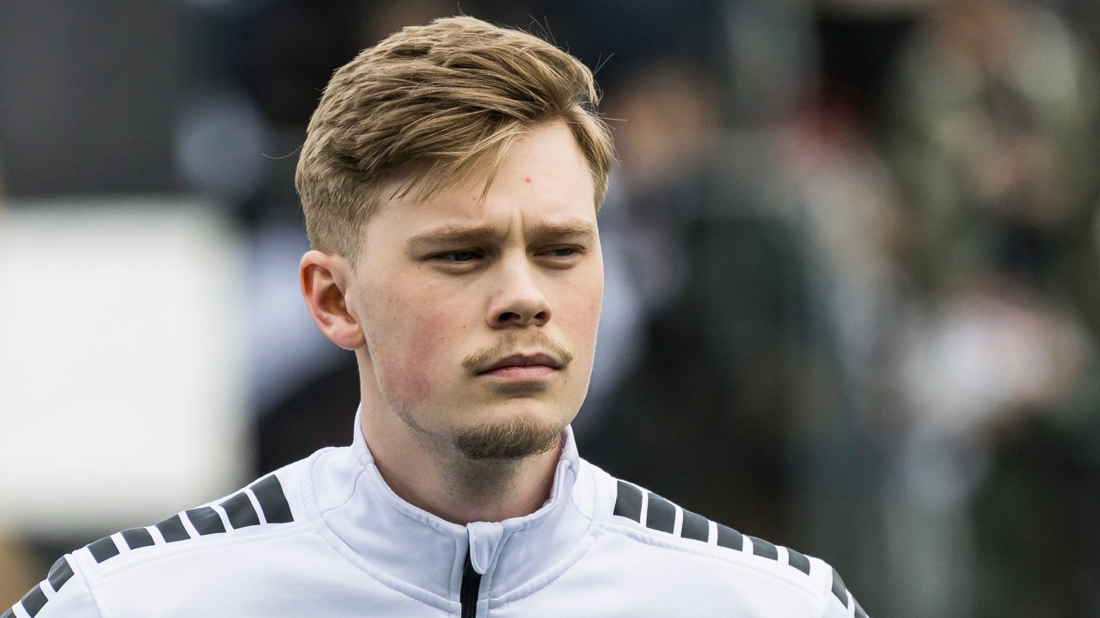 AVSLÖJAR: Utländskt och allsvenskt intresse för succéspelaren