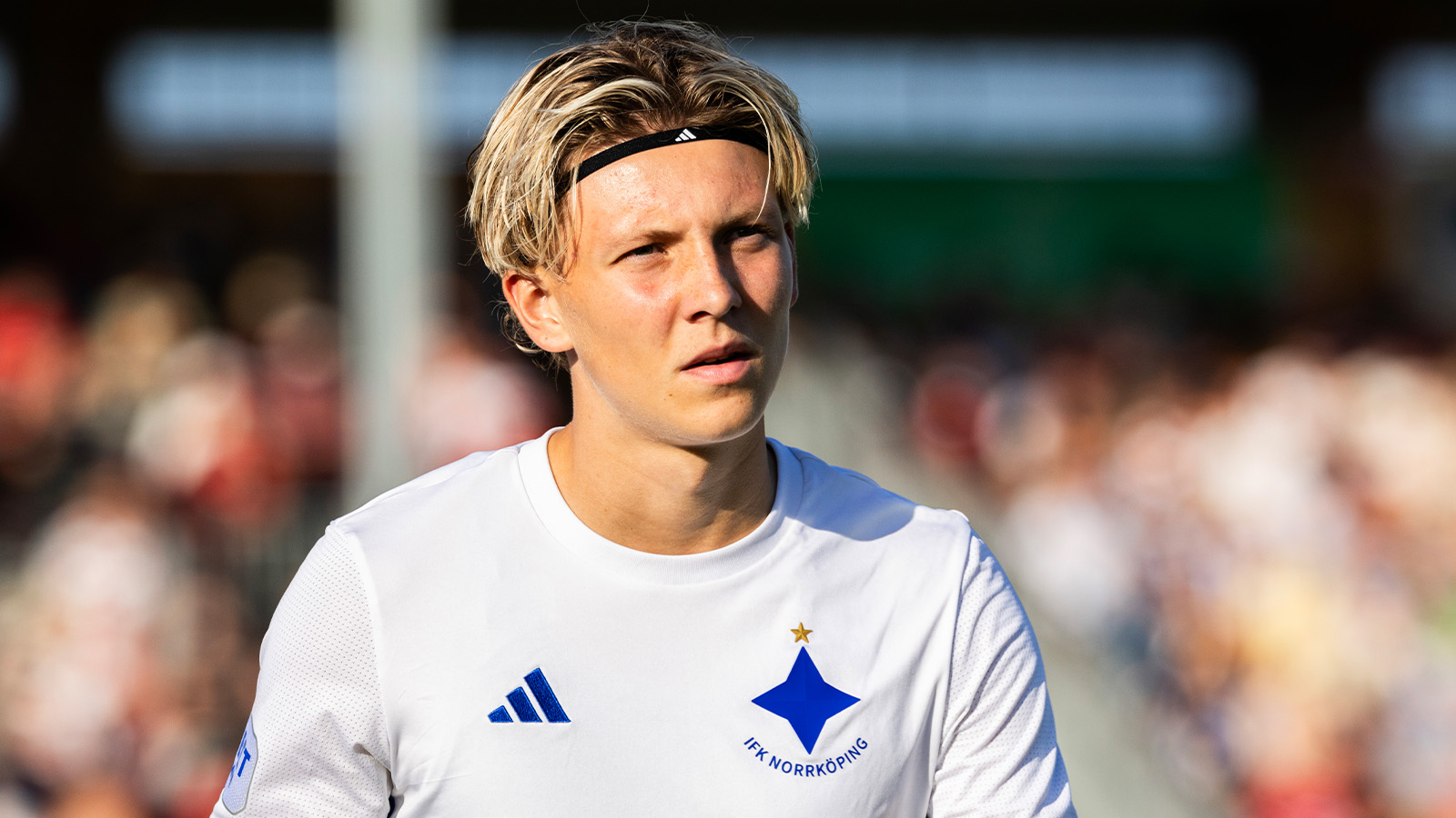 Uppgifter: Arnarsson aktuell för isländska storklubben