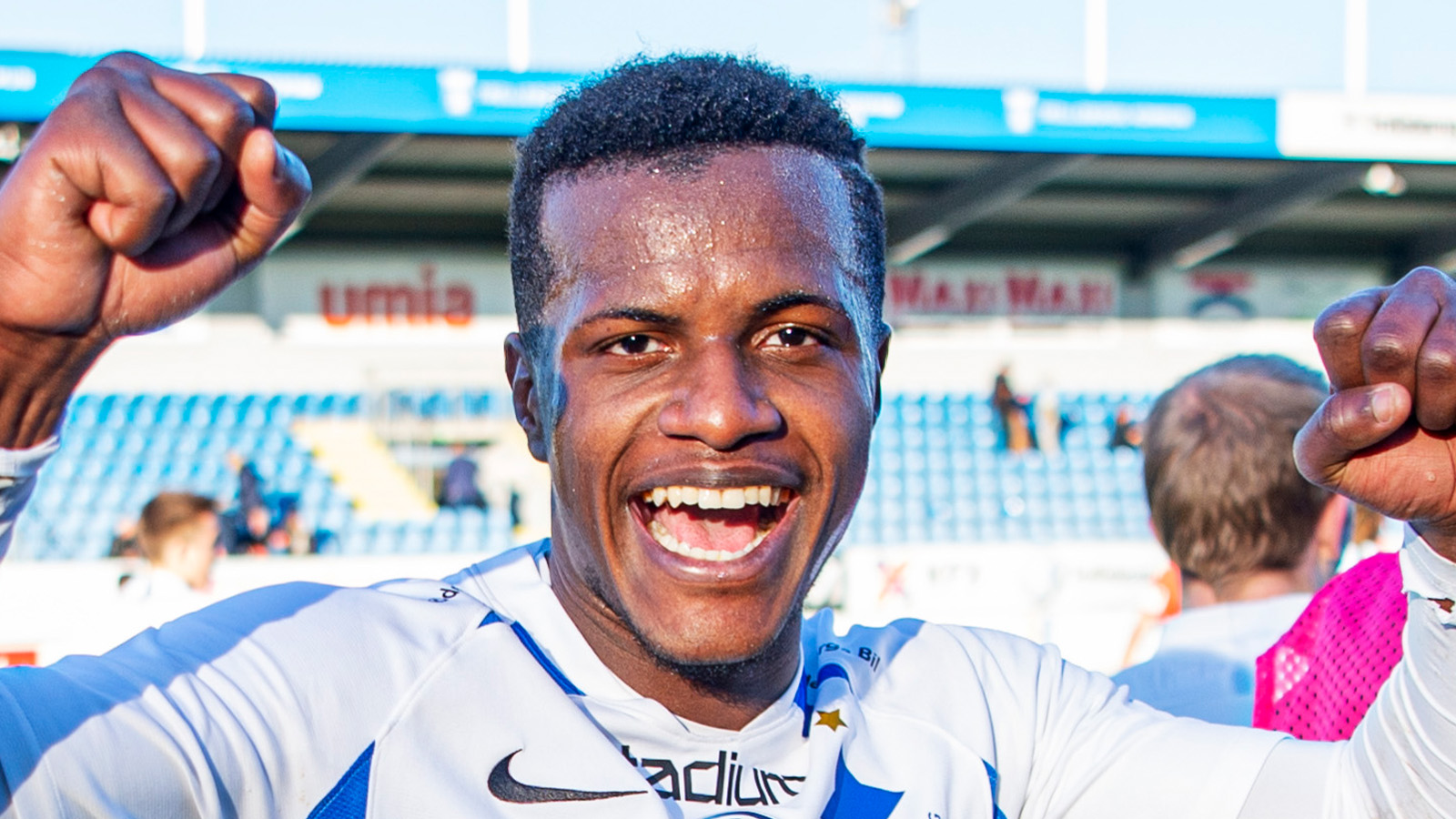 AVSLÖJAR: ÖSK nära lösning med Mjällby