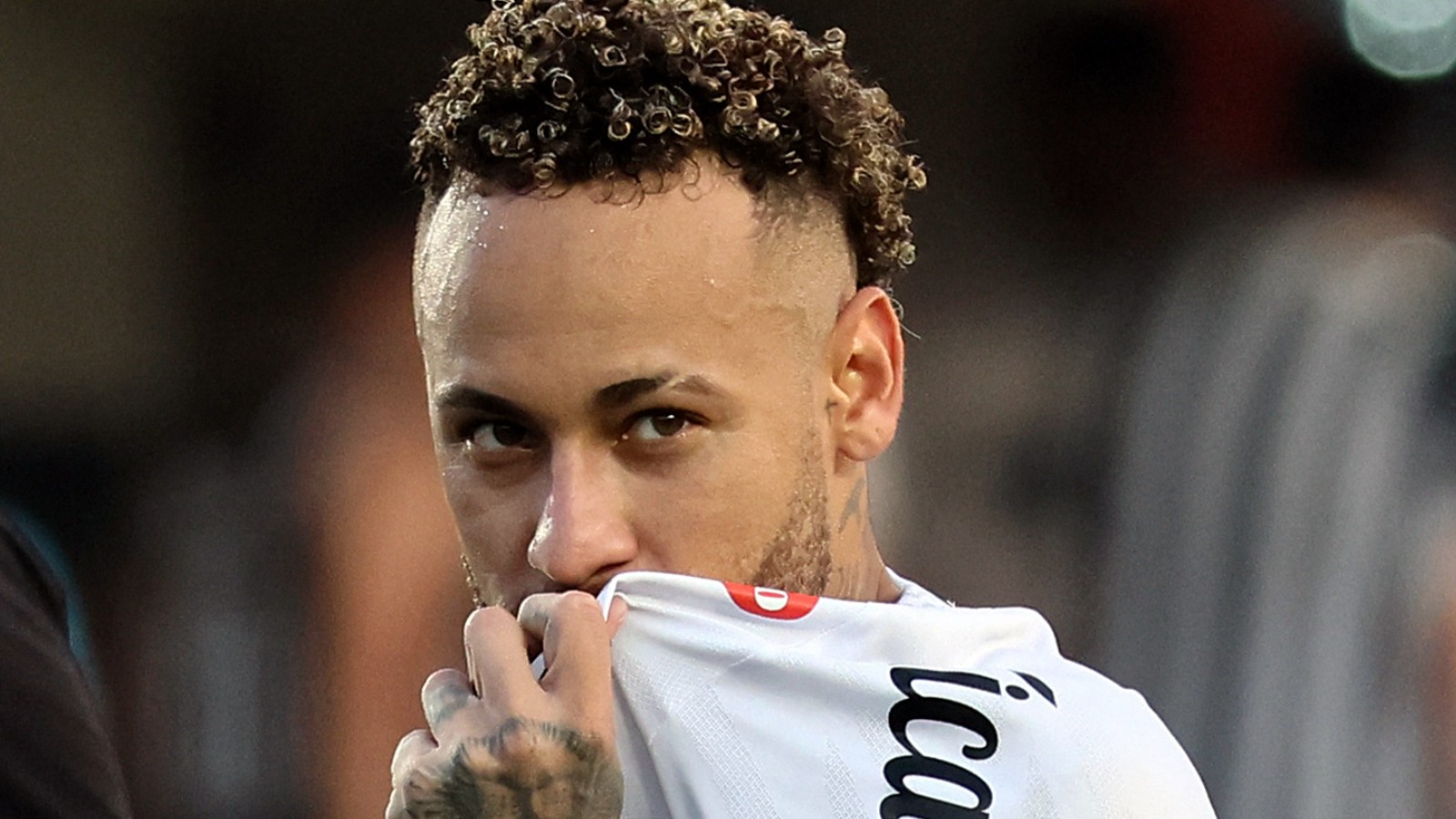 Uppgifter: Konkurrent vill plocka Neymar
