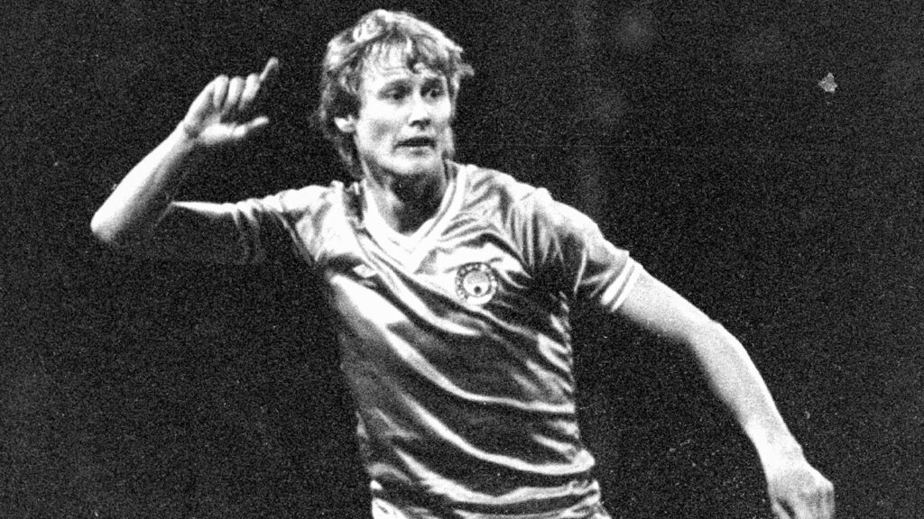 811219 Footboll, English Division One, Manchester City - Sunderland: Manchester Citys Åge Hareide.
