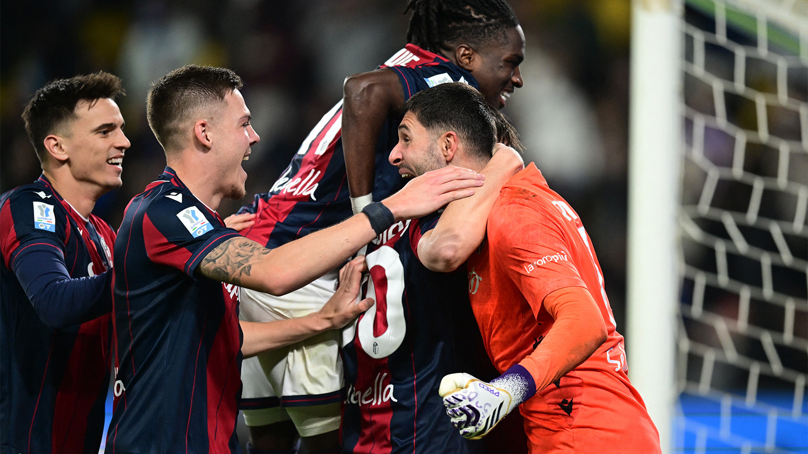 Bologna klara för Supercupfinal – efter straffrysare