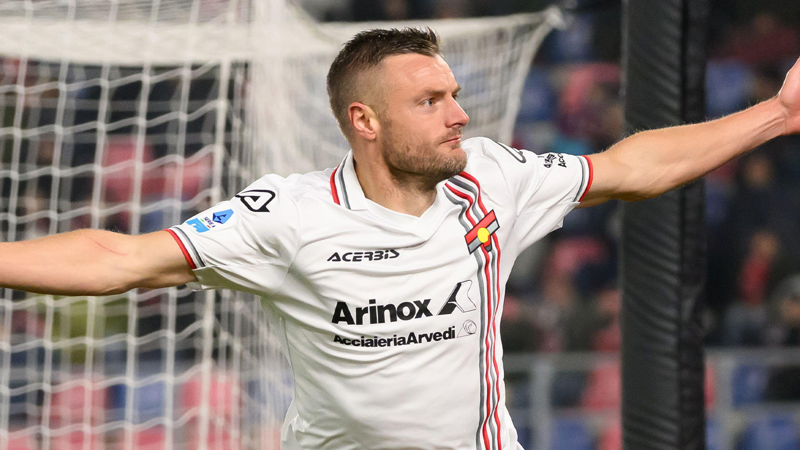 Jamie Vardy utsedd till månadens spelare i Serie A