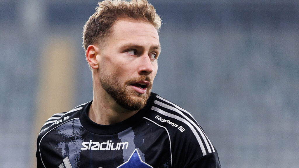 251122 IFK Norrköpings Kevin Höög Jansson under fotbollsmatchen i kvalet till Allsvenskan mellan Örgryte och IFK Norrköping den 22 november 2025 i Göteborg.