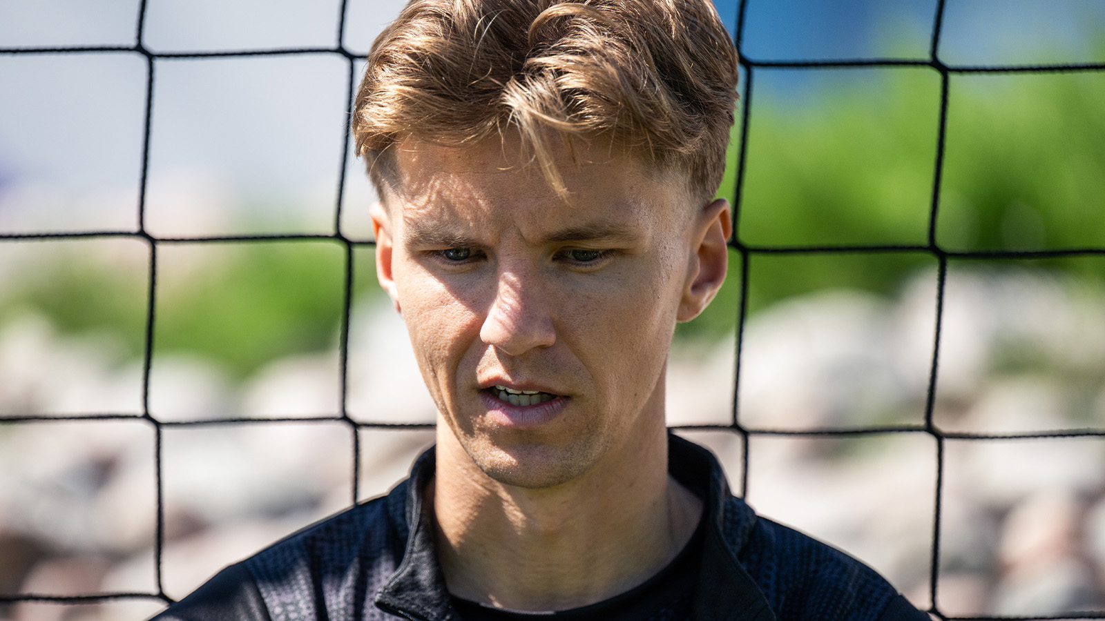 Uppgifter: Häcken säljer mittfältare