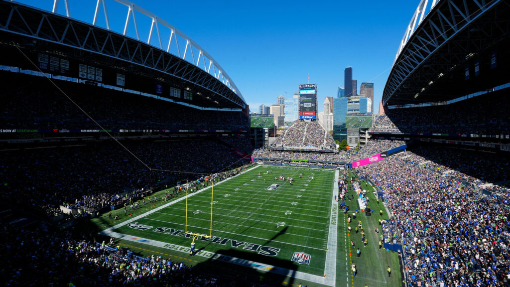 En allmän översiktlig vy av interiören på Lumen Field när New York Giants möter Seattle Seahawks under en NFL-fotbollsmatch, söndag den 6 oktober 2024 i Seattle. Giants vann med 29-20.