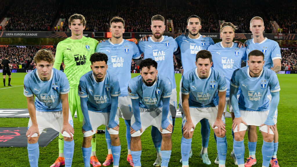 251127 Startelvan för Malmö FF under UEFA Europa League-matchen mellan Nottingham Forest och Malmö FF den 27 november 2025 i Nottingham.