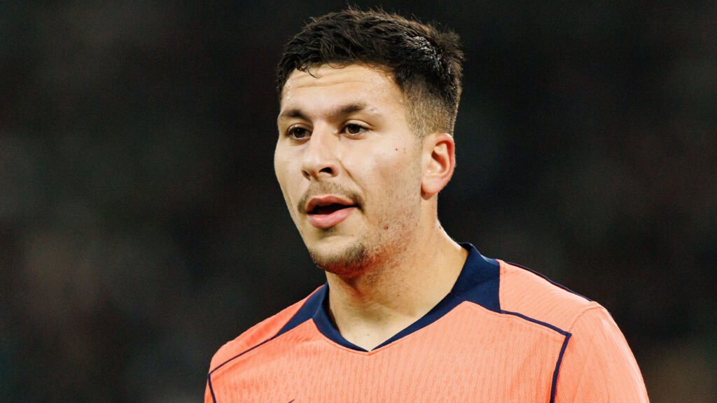 Roony Bardghji ses under LaLiga EA Sports-matchen mellan Real Betis Balompié och FC Barcelona.