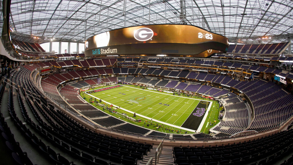 9 januari 2023, generell översikt över interiören av SoFi Stadium före CFP National Championship-matchen mellan Georgia Bulldogs och TCU Horned Frogs i Inglewood, Kalifornien.