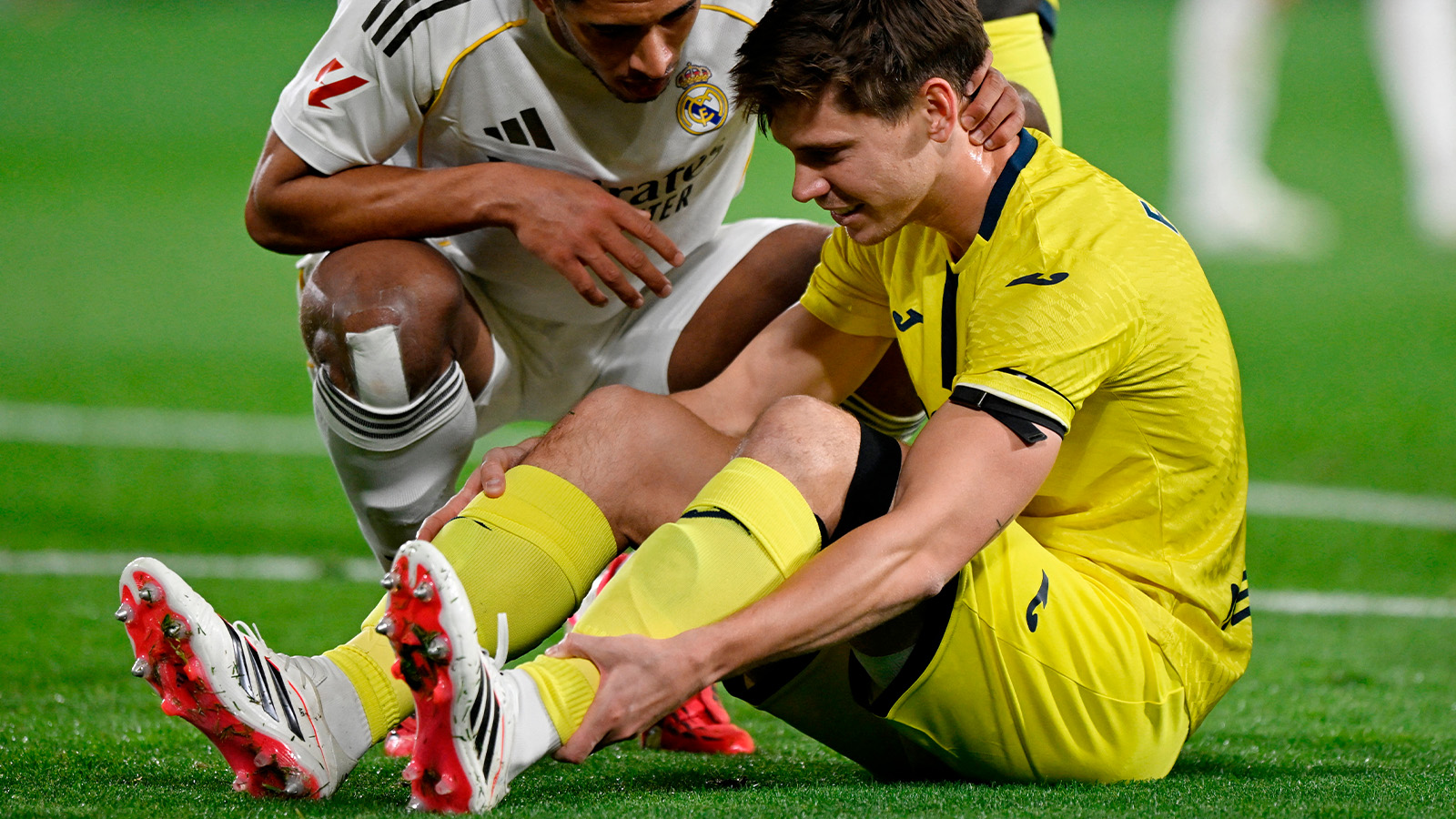 Foyth skadade sig mot Real Madrid