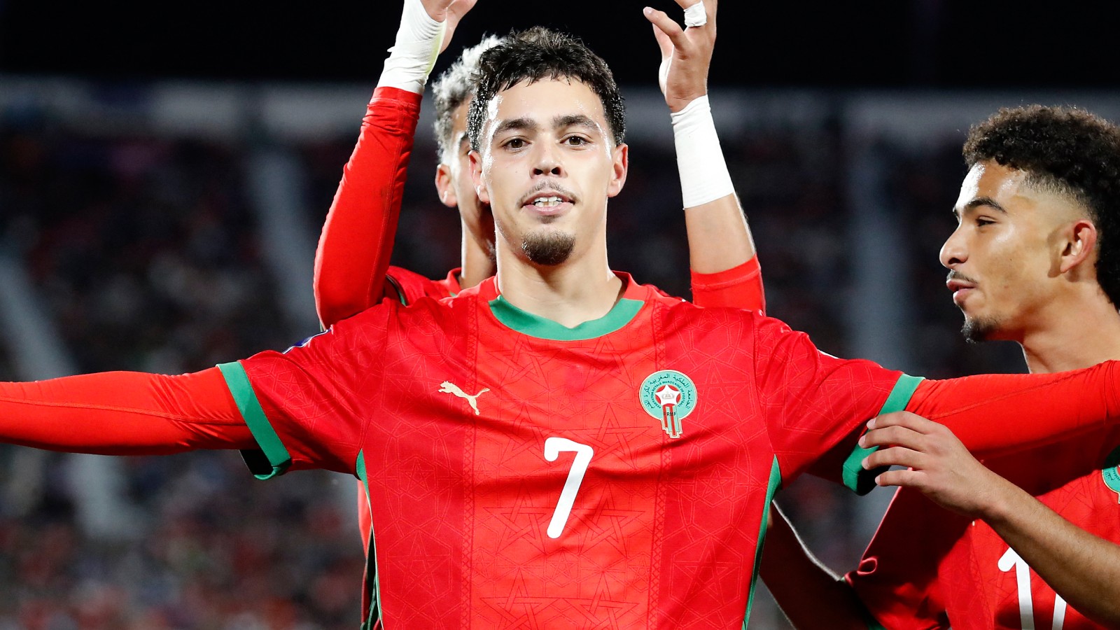 Uppgifter: Marockanske talangen följs av Liverpool och United