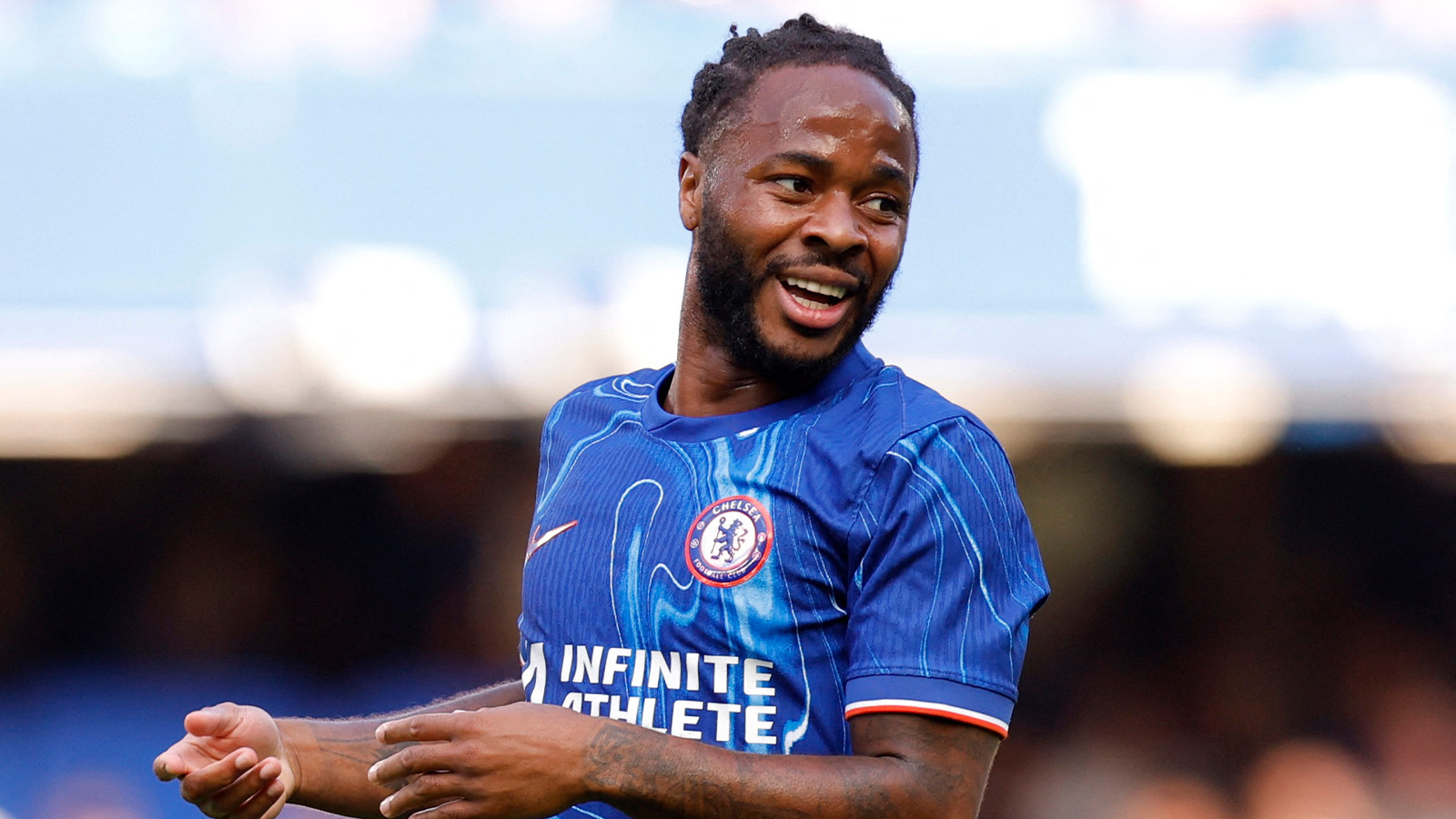 Klart: Sterling lämnar Chelsea – bryter kontraktet