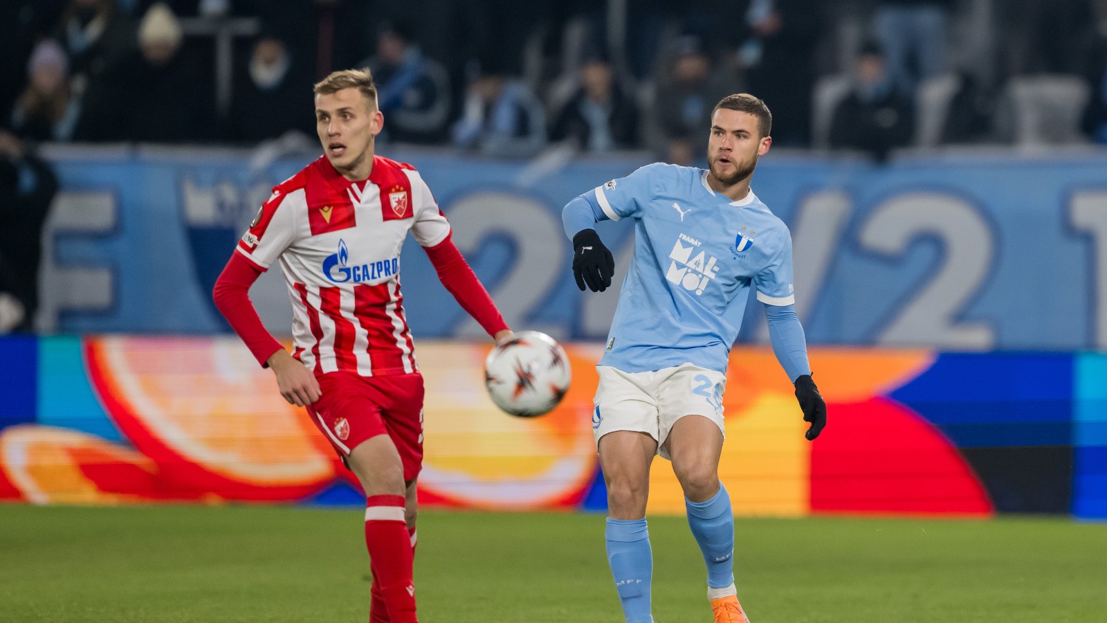 JUST NU: Chanser direkt åt båda håll i Malmö