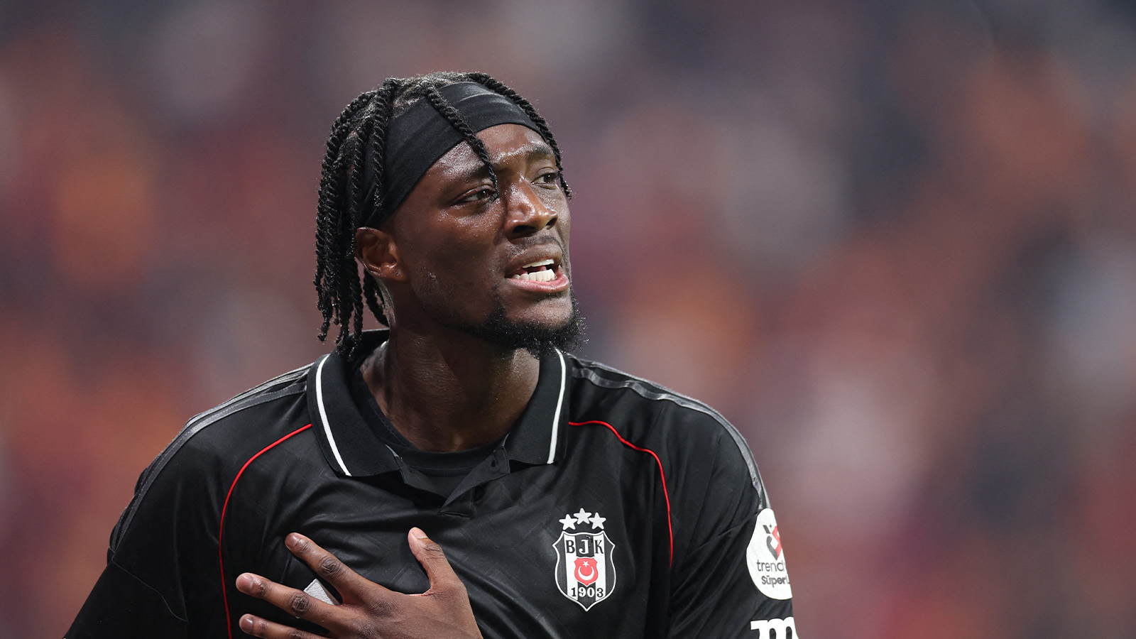 Uppgifter: Aston Villa överväger att ta tillbaka Abraham