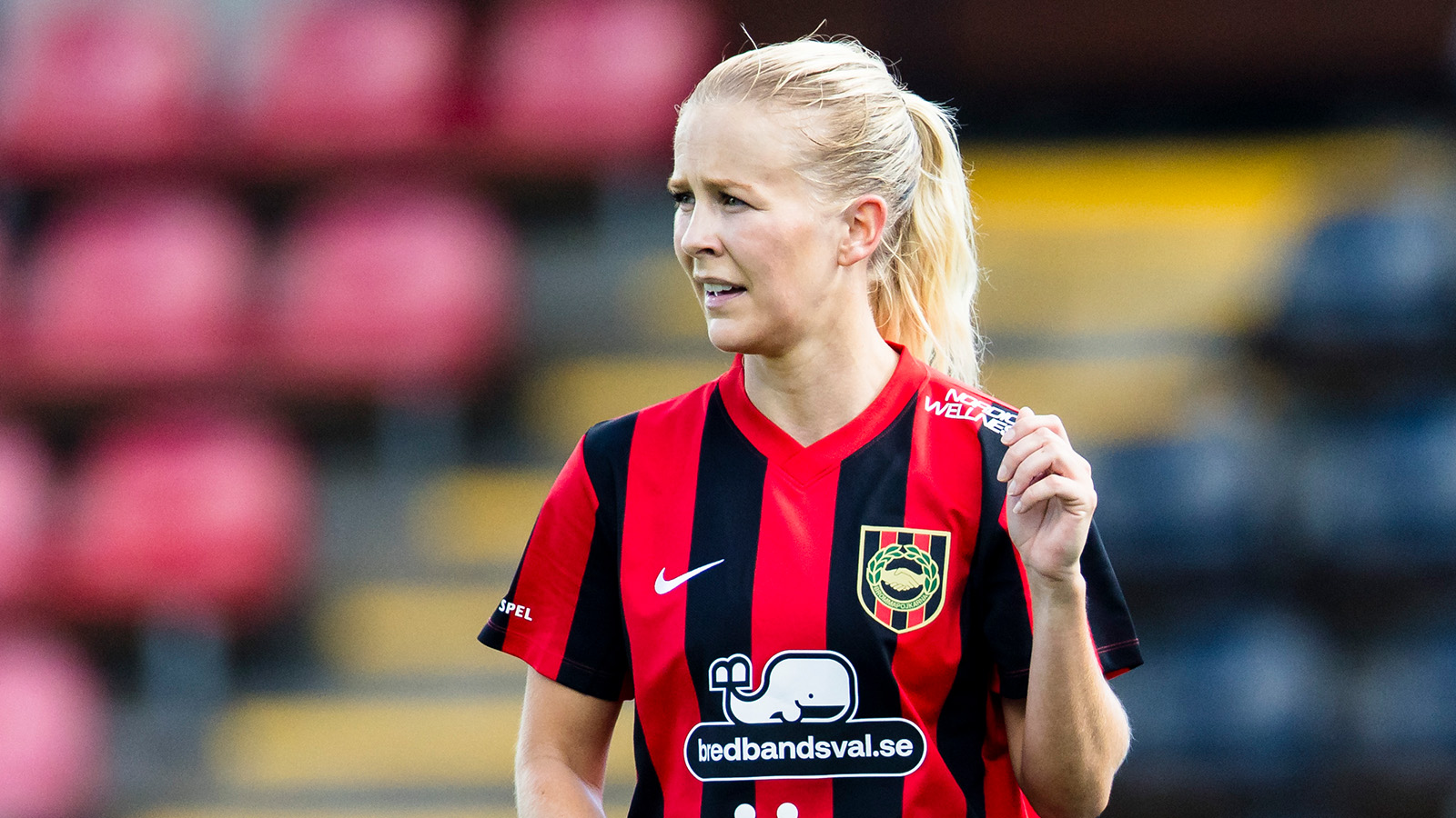 Klart: Landslagsspelaren stannar i Brommapojkarna