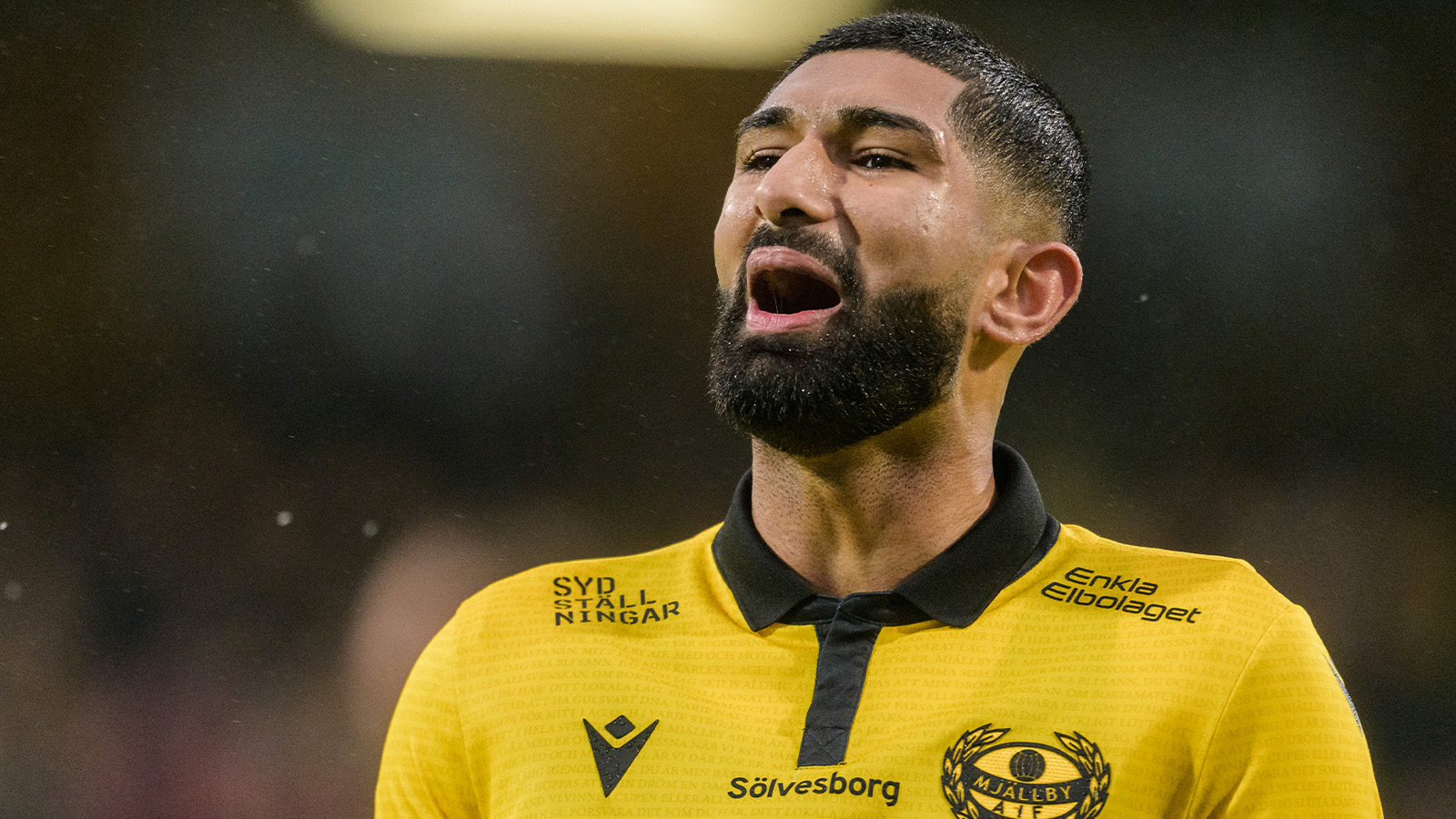 Uppgifter: CL-klubb jagar Mjällby-kuggen