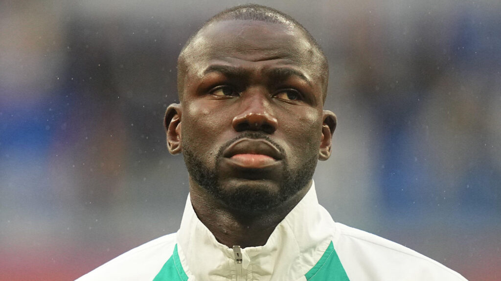 9 januari 2026: Kalidou Koulibaly från Senegal tittar på under en match i Afrikanska mästerskapet i fotboll 2025, Senegal mot Mali, på Tangier Stadium, Tanger, Marocko.
