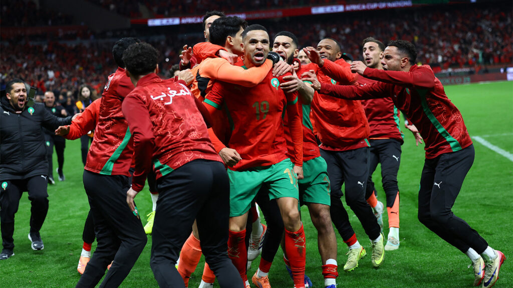 260114 Fotboll, Afrikanska mästerskapen - CAF Africa Cup of Nations - Marocko 2025 - Semifinal - Nigeria mot Marocko - Prince Moulay Abdellah Stadium, Rabat, Marocko - 14 januari 2026. Marockos spelare firar efter att ha vunnit matchen i straffläggningen.