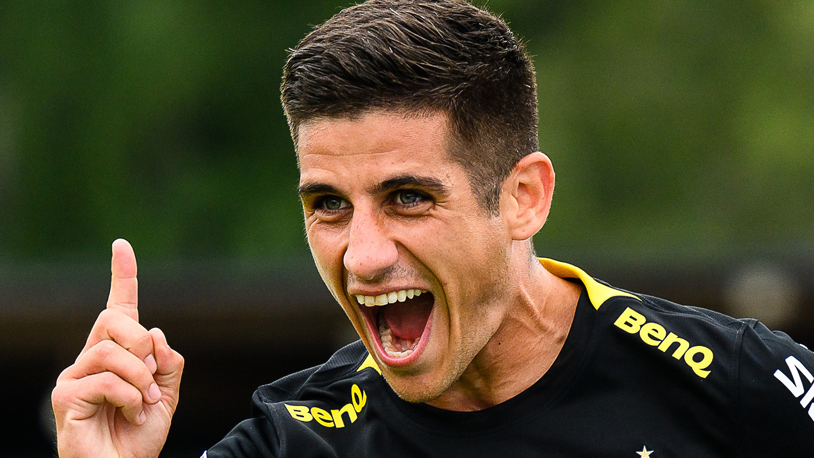 Uppgifter: Nicolas Stefanelli nära grekisk klubb