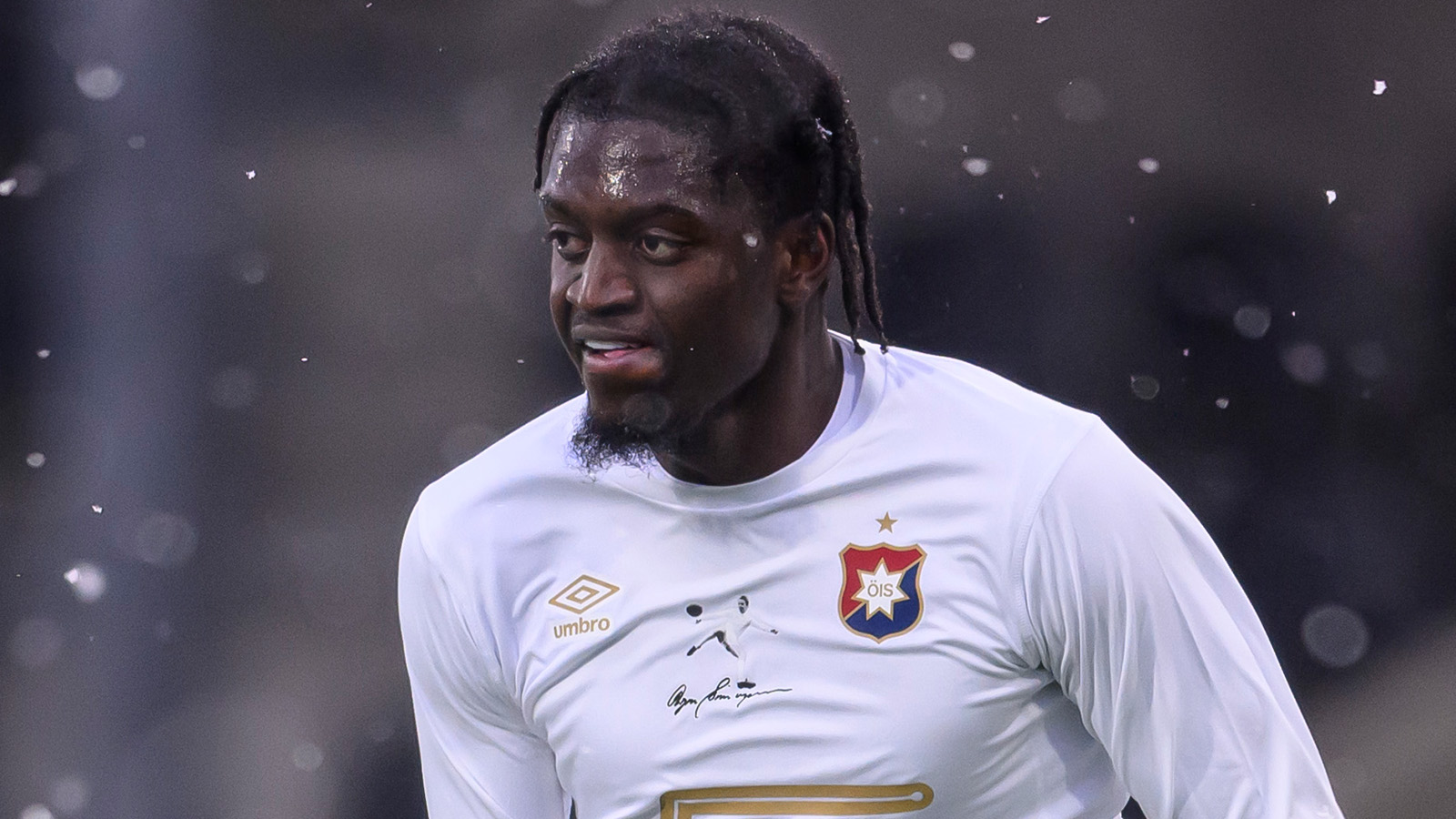 Officiellt: Örgryte värvar försvarare