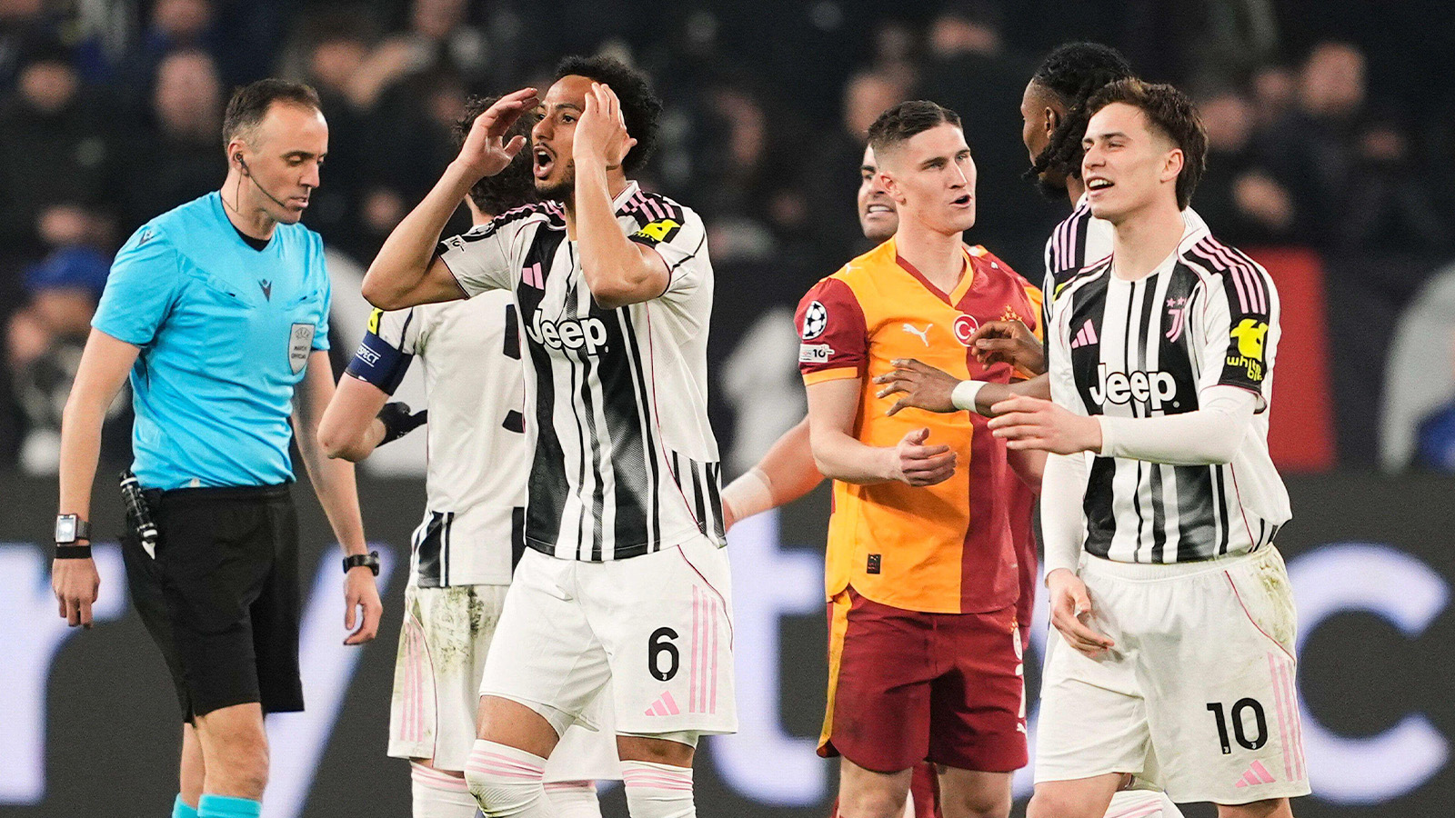 JUST NU: Juventus tar matchen till förlängning – med tio man