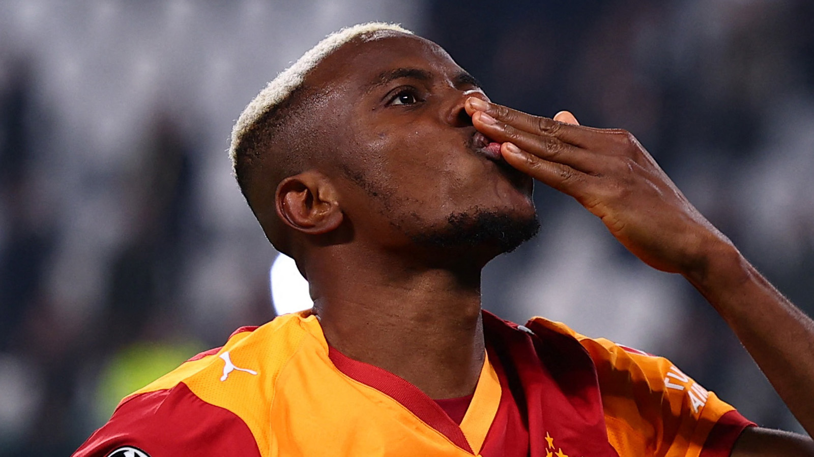 Uppgifter: Höga prislappen på Osimhen