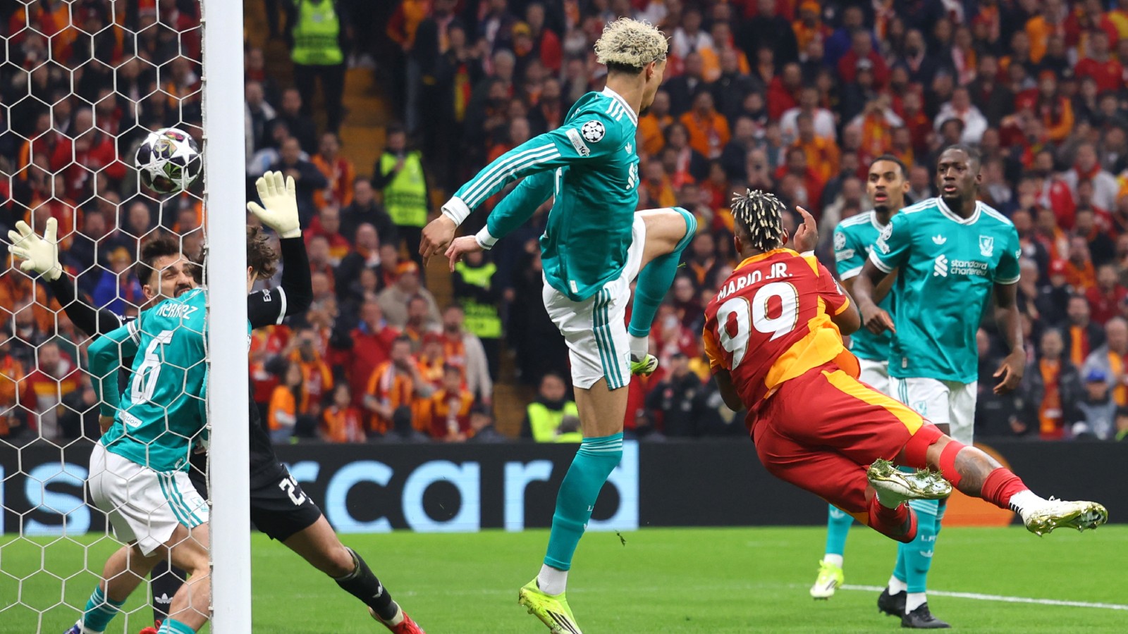 Galatasaray besegrade Liverpool – dubbla bortdömda mål