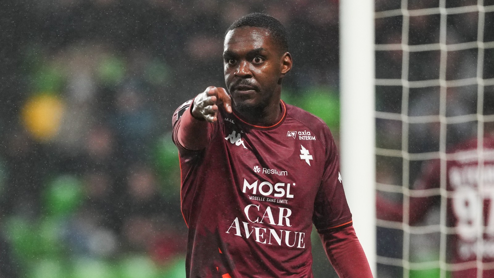 Uppgifter: Asoro aktuell för comeback i Djurgården