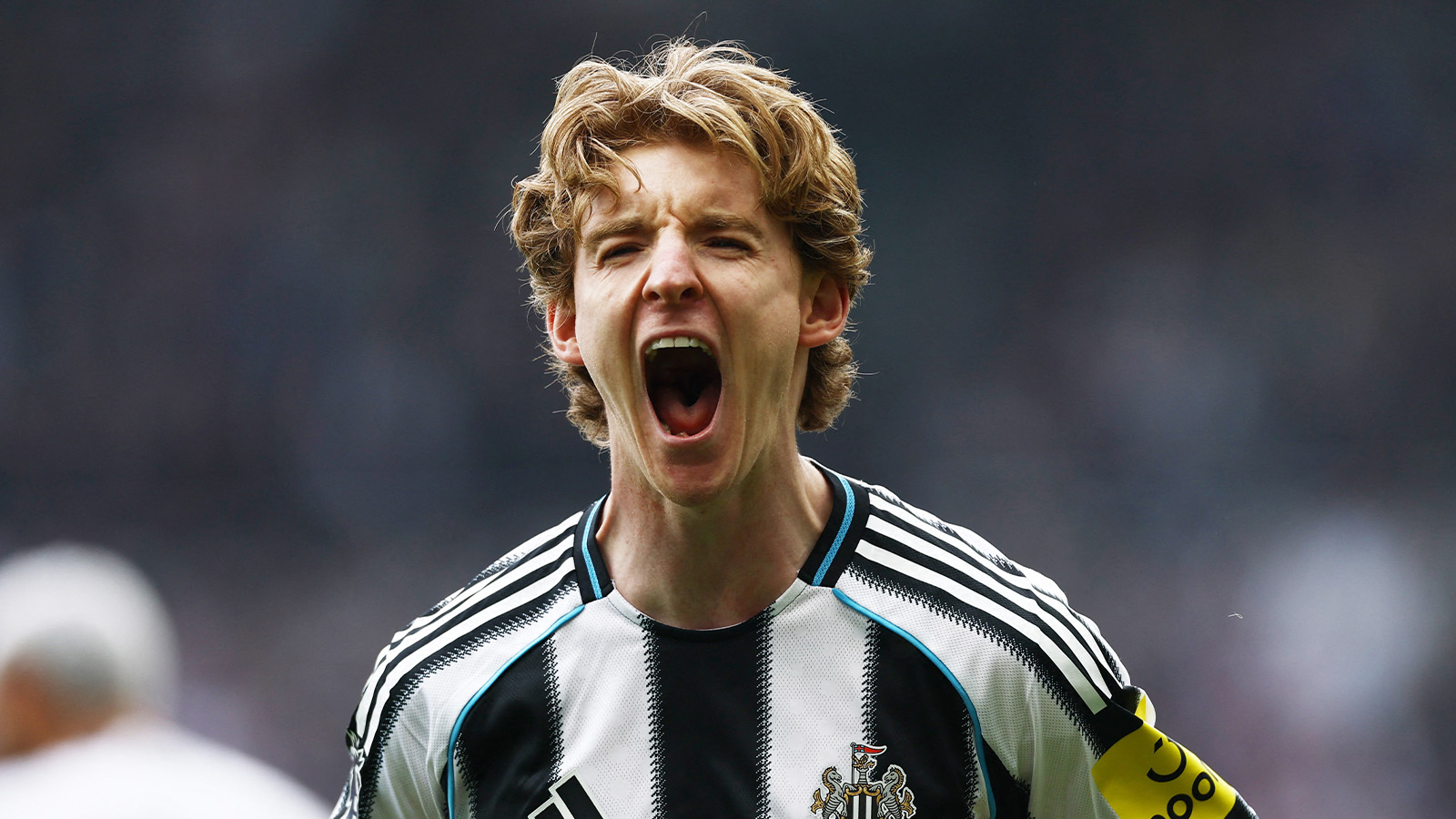 TV: Här tar Gordon ledningen i Tyne Wear-derbyt