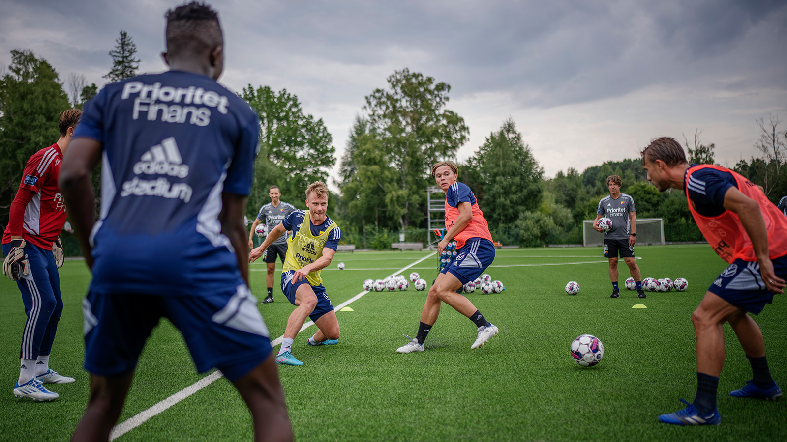 Beskedet: Offensiv talang besöker Djurgården