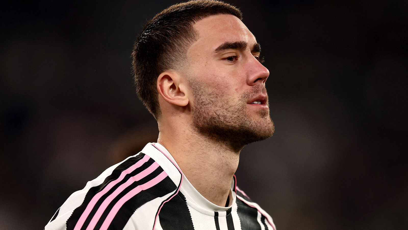 Uppgifter: Vlahovic i förhandlingar – monsterkontrakt på bordet