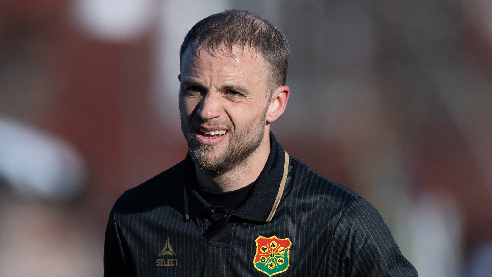 Tvingades avbryta uppvärmningen: ”Var omöjligt att spela”