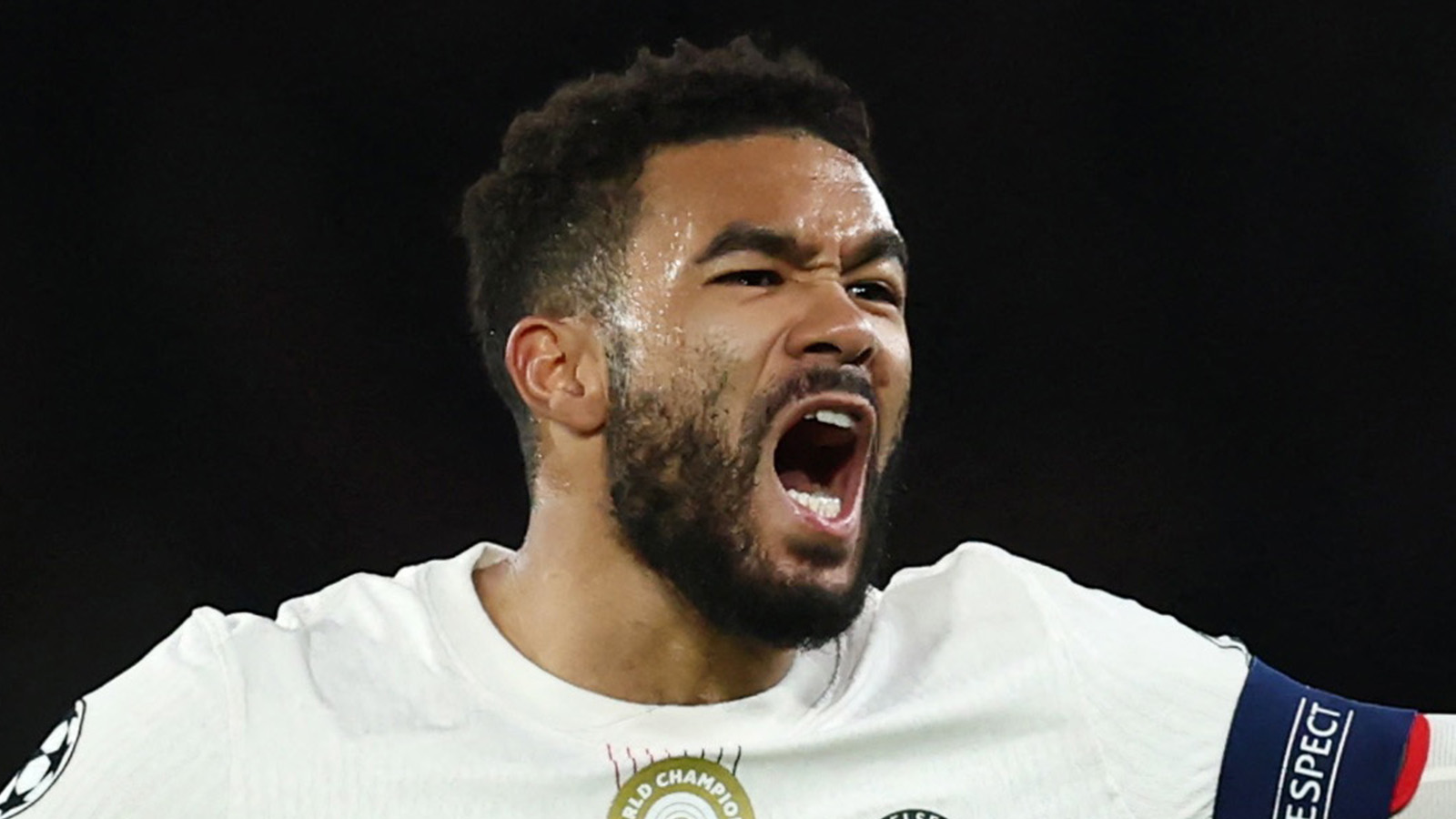 Uppgifter: Chelsea-stjärnan borta länge