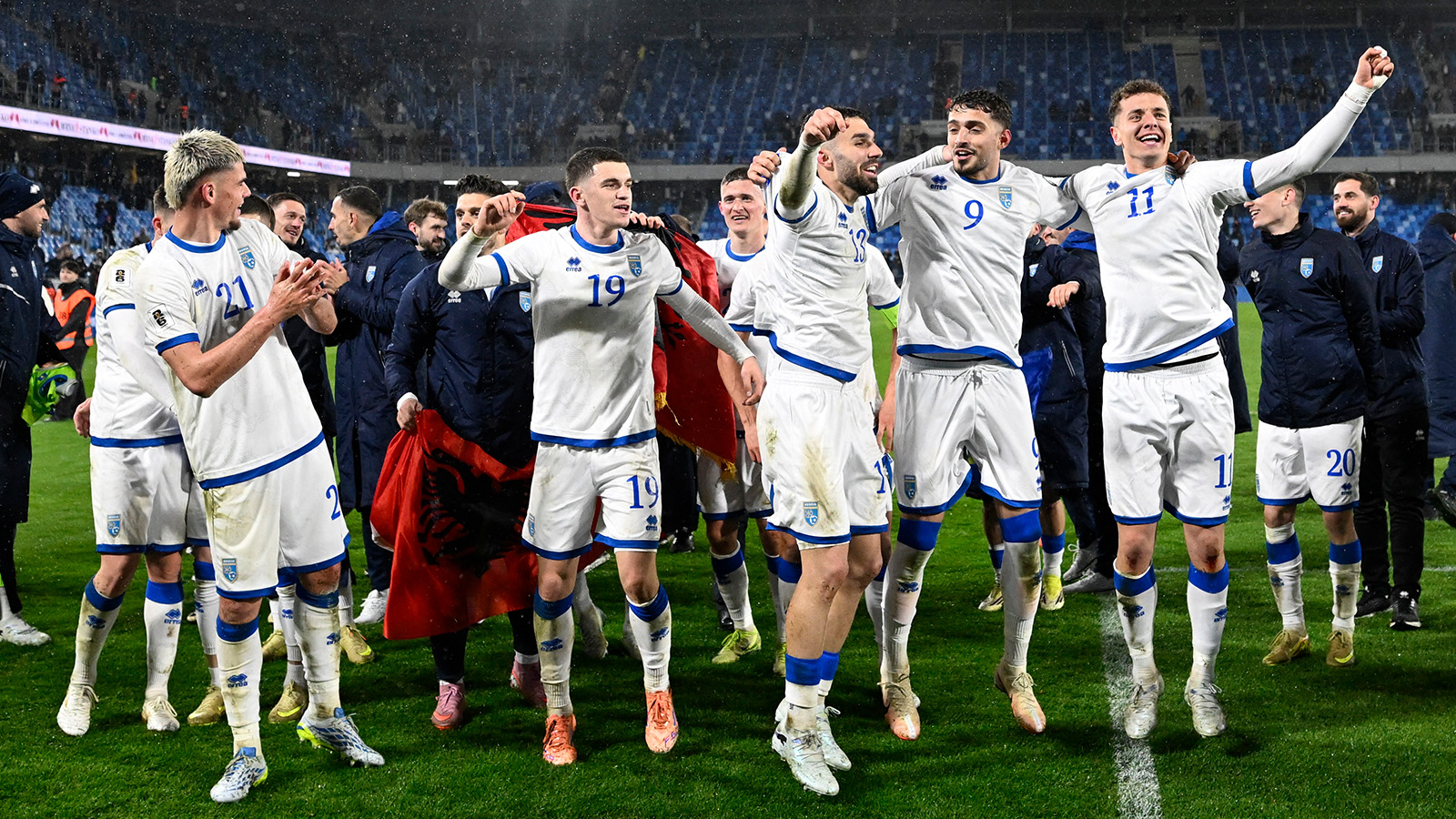 Efter succén – Kosovo-spelarna tilldelas miljonbonus
