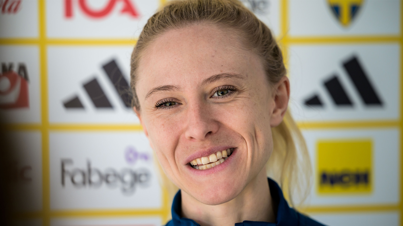 Rebecka Blomqvist tvåmålskytt