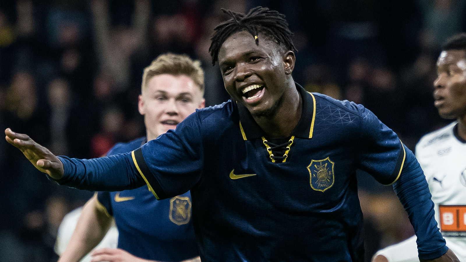 Yohanna siktar högt: ”Kan vinna skytteligan”